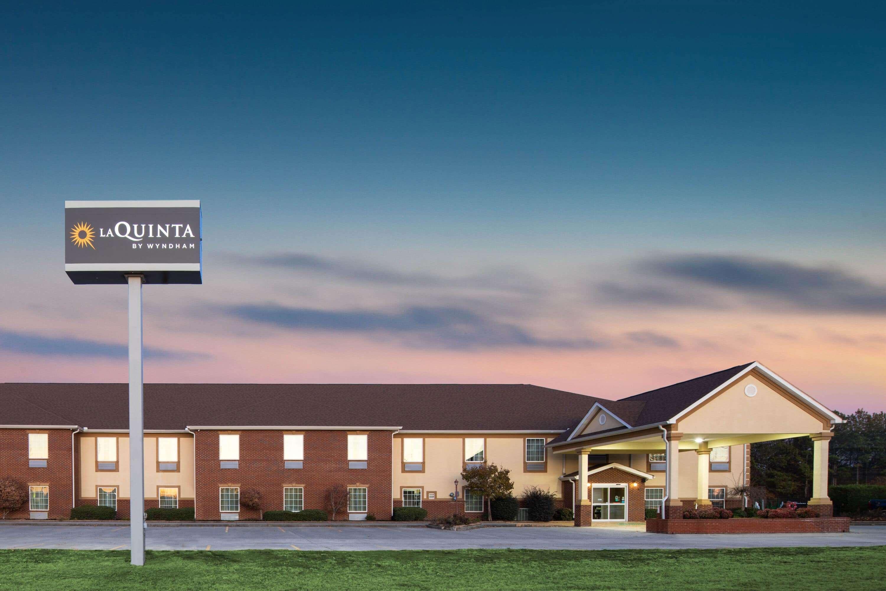 La Quinta Inn By Wyndham Calhoun South I-75 Exterior foto